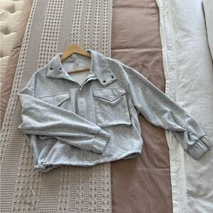 Velocity Light Gray Jacket Top Size M
